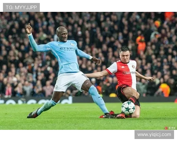 斯特林身披费耶诺德开启新篇章 斯特林身披费耶诺德开启新篇章