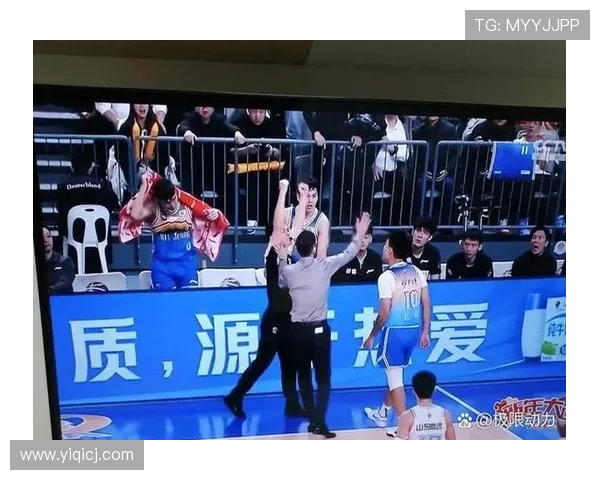 上海大胜新疆迎21连胜 古德温21+4+11助攻